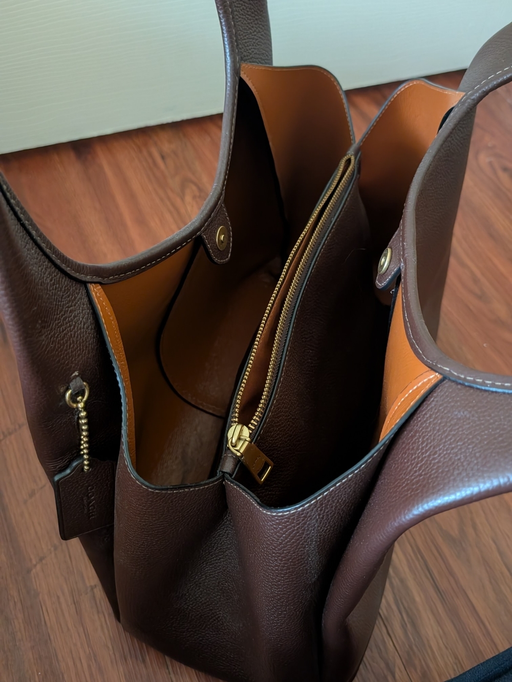 Coach Lana Shoulder Bag - Picture 4 of 6